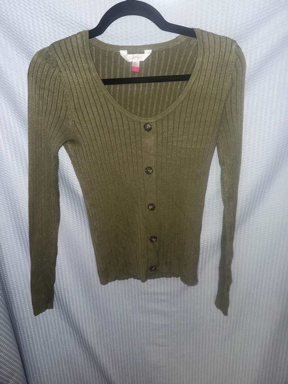 No Boundaries Green Ribbed Long Sleeve Button Front Top